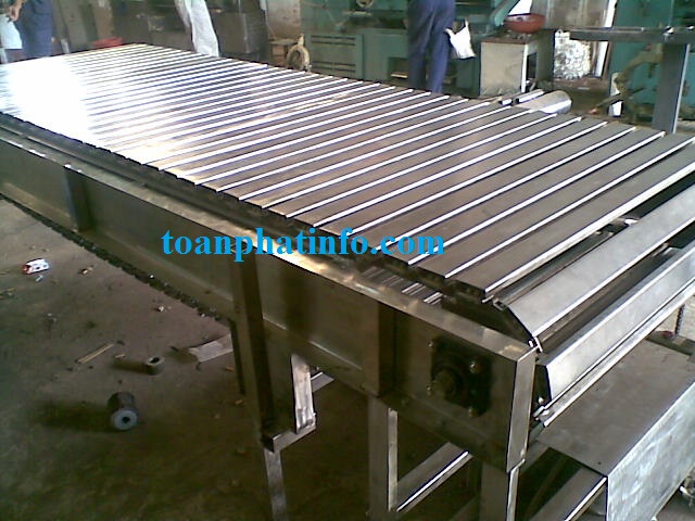 băng tải xích inox